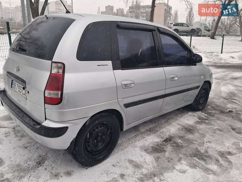 Минивэн Hyundai Matrix 2007 в Киеве