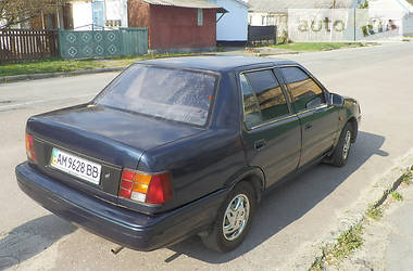 Седан Hyundai Pony 1991 в Звягеле