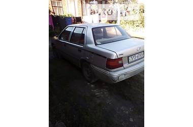 Седан Hyundai Pony 1993 в Бродах