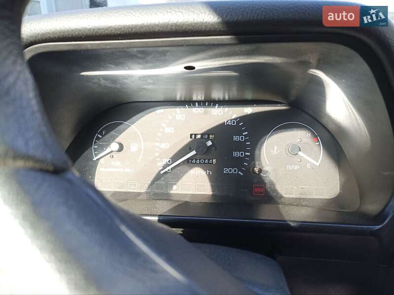 Седан Hyundai Pony 1994 в Києві