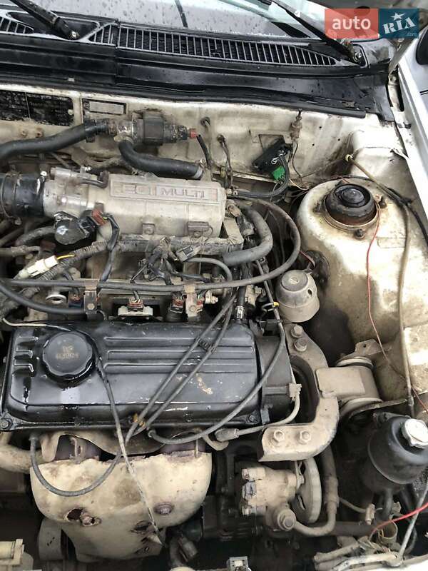 Седан Hyundai Pony 1994 в Києві