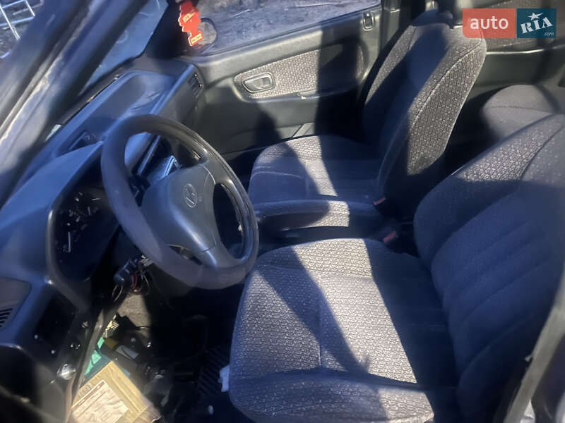 Седан Hyundai Pony 1993 в Дубровице фото 4 Седан Hyundai Pony 1993 в Дубровице