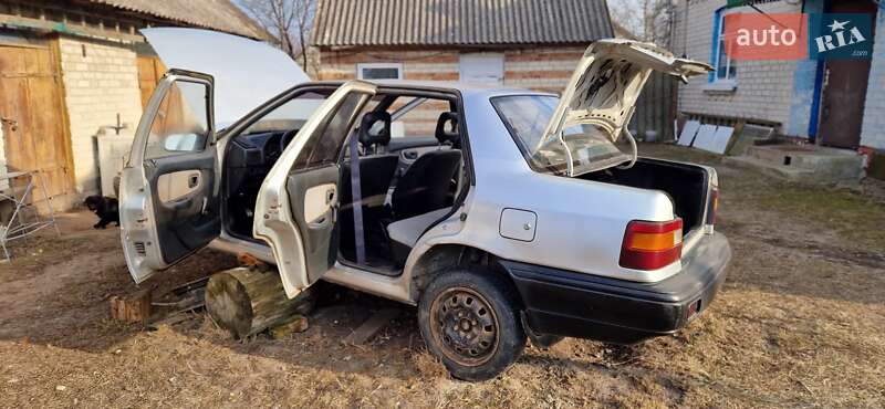Седан Hyundai Pony 1993 в Луцке