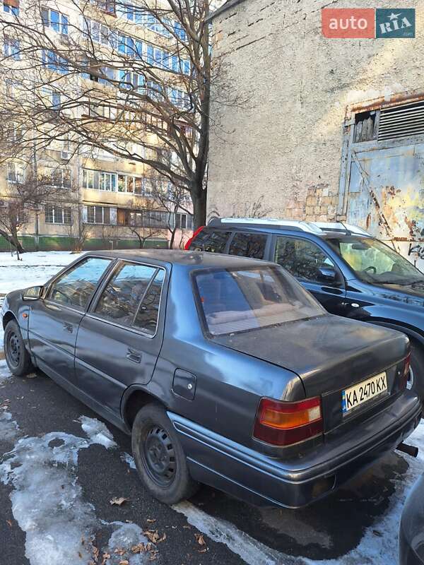Седан Hyundai Pony 1992 в Киеве