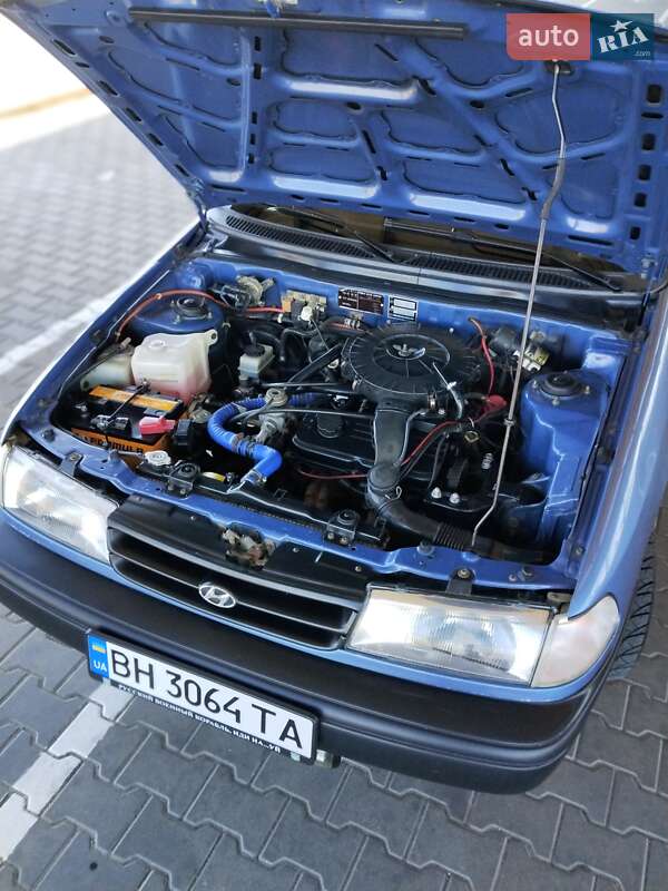 Седан Hyundai Pony 1993 в Корсунцях