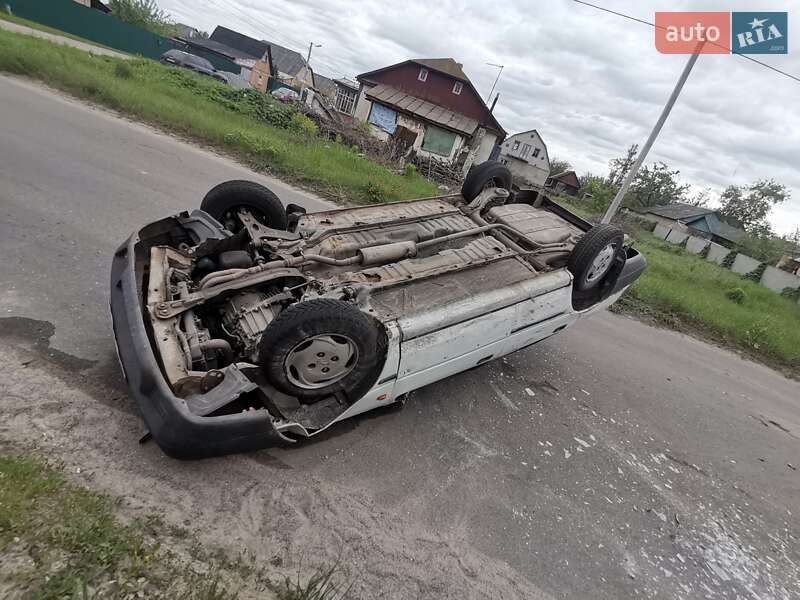 Седан Hyundai Pony 1995 в Боровой