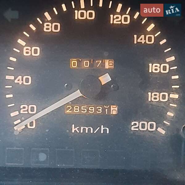 Седан Hyundai Pony 1992 в Буче