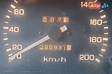 Седан Hyundai Pony 1992 в 