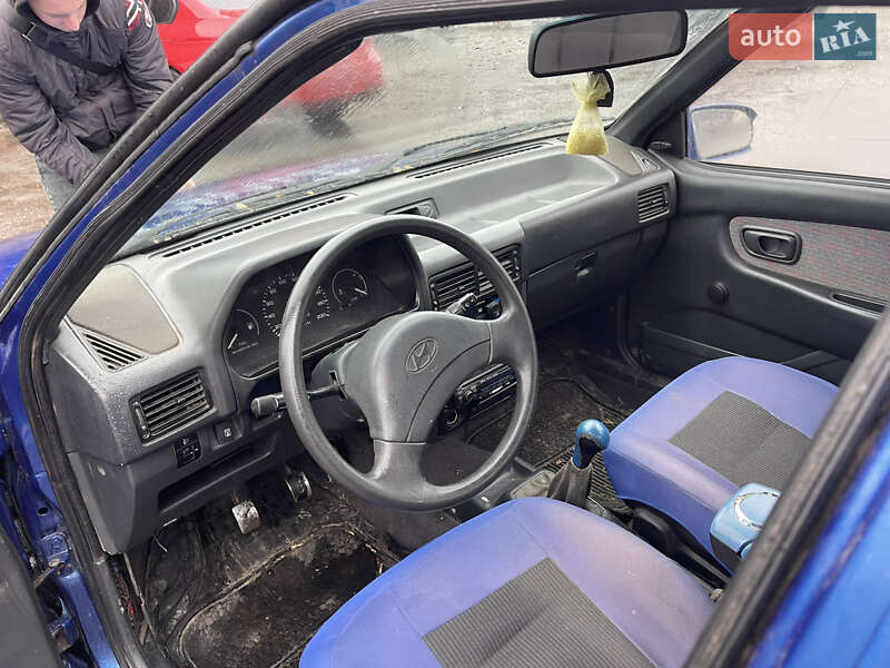 Седан Hyundai Pony 1993 в Золотоноші