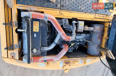 Колесный экскаватор Hyundai R 140LS-9 2013 в 