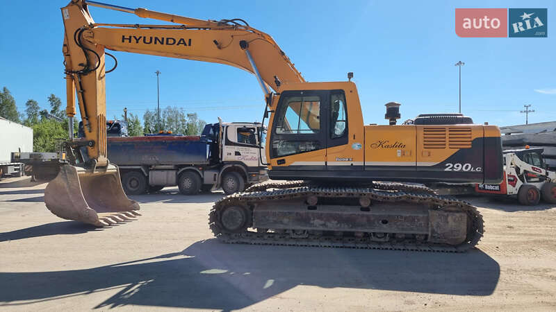 Гусеничный экскаватор Hyundai R 300 LC-9A 2010 в Одессе