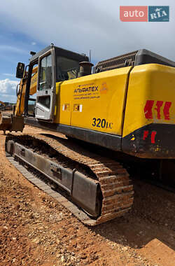 Гусеничный экскаватор Hyundai R 320 LC 2008 в Великодолинском