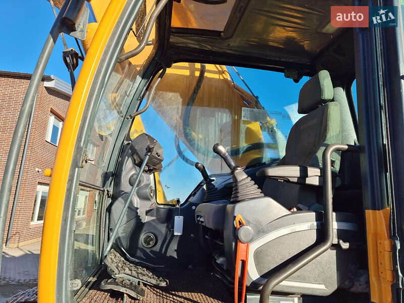 Гусеничный экскаватор Hyundai R 380LC-9A 2016 в Одессе