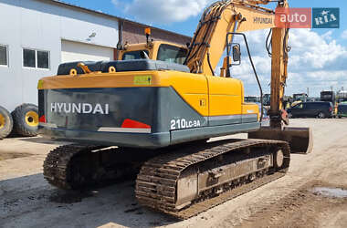 Гусеничный экскаватор Hyundai Robex 220 LC-9A 2012 в 