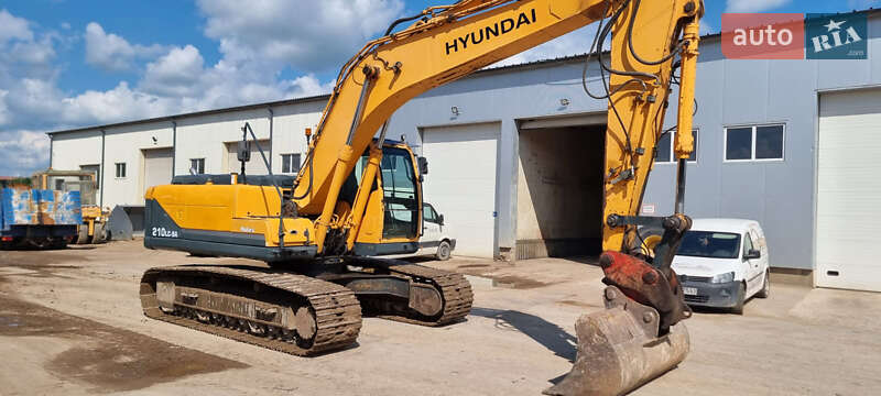 Гусеничный экскаватор Hyundai Robex 220 LC-9A 2012 в Самборе