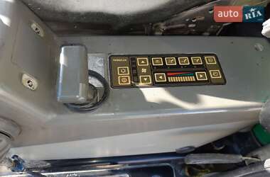 Гусеничный экскаватор Hyundai ROBEX 2008 в 
