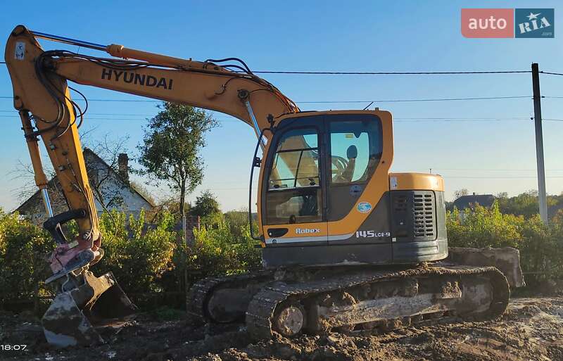 Гусеничный экскаватор Hyundai ROBEX 2016 в Луцке