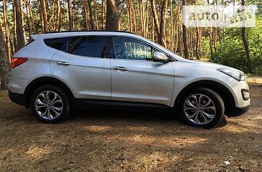 Внедорожник / Кроссовер Hyundai Santa FE 2014 в Киеве