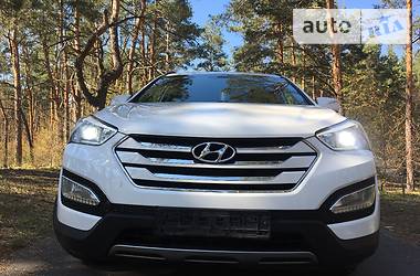 Седан Hyundai Santa FE 2014 в Киеве