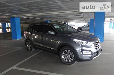 Внедорожник / Кроссовер Hyundai Santa FE 2013 в Киеве