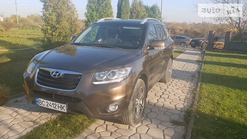 Внедорожник / Кроссовер Hyundai Santa FE 2011 в Стрые