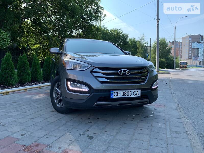 Внедорожник / Кроссовер Hyundai Santa FE 2015 в Черновцах