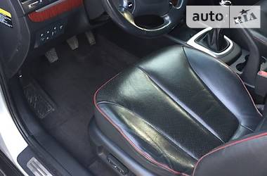 Позашляховик / Кросовер Hyundai Santa FE 2006 в 