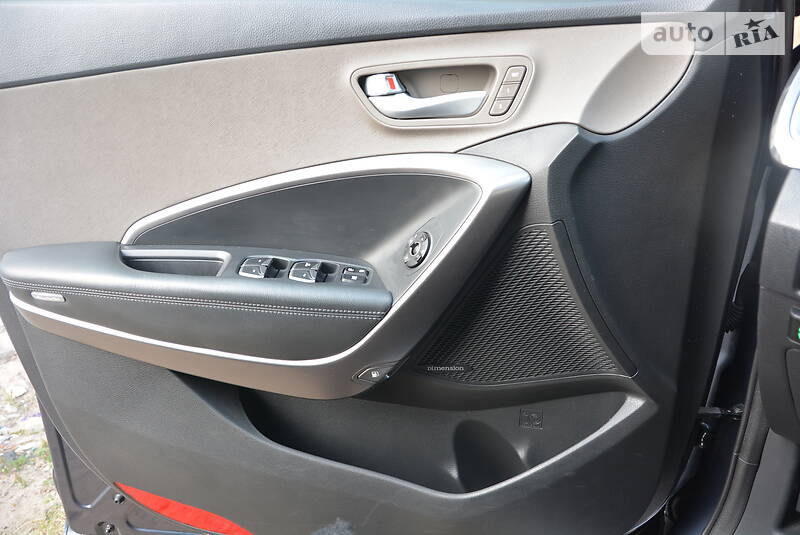 Позашляховик / Кросовер Hyundai Santa FE 2014 в Сваляві