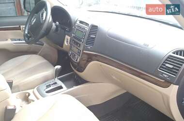 Внедорожник / Кроссовер Hyundai Santa FE 2010 в 