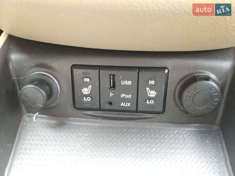 Внедорожник / Кроссовер Hyundai Santa FE 2010 в Виннице