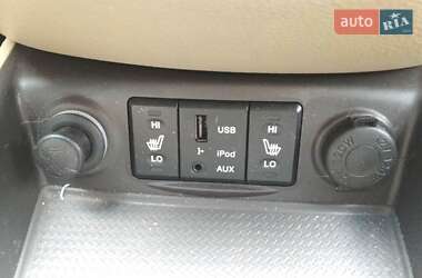 Внедорожник / Кроссовер Hyundai Santa FE 2010 в 