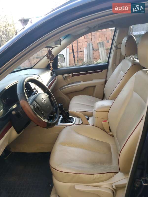 Позашляховик / Кросовер Hyundai Santa FE 2006 в Чернівцях
