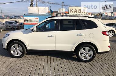 Внедорожник / Кроссовер Hyundai Santa FE 2012 в Черновцах