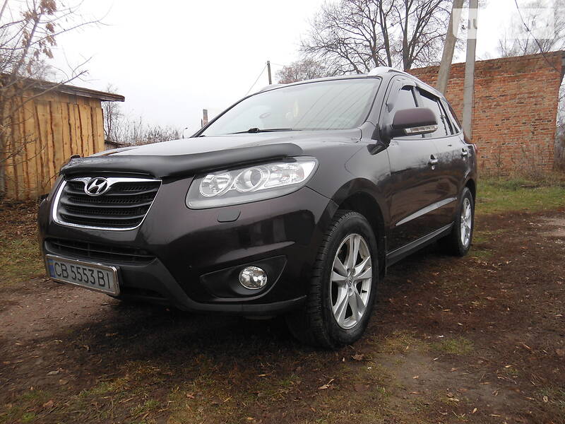 Позашляховик / Кросовер Hyundai Santa FE 2010 в Новгород-Сіверському