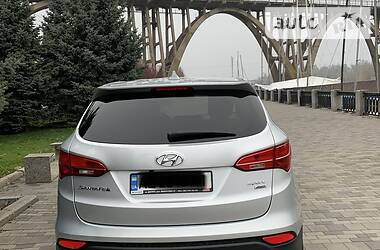 Позашляховик / Кросовер Hyundai Santa FE 2015 в Дніпрі