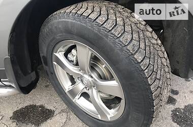 Позашляховик / Кросовер Hyundai Santa FE 2007 в 