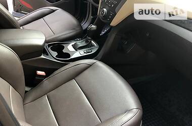 Позашляховик / Кросовер Hyundai Santa FE 2017 в 