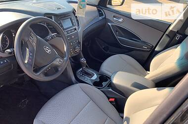 Позашляховик / Кросовер Hyundai Santa FE 2016 в 
