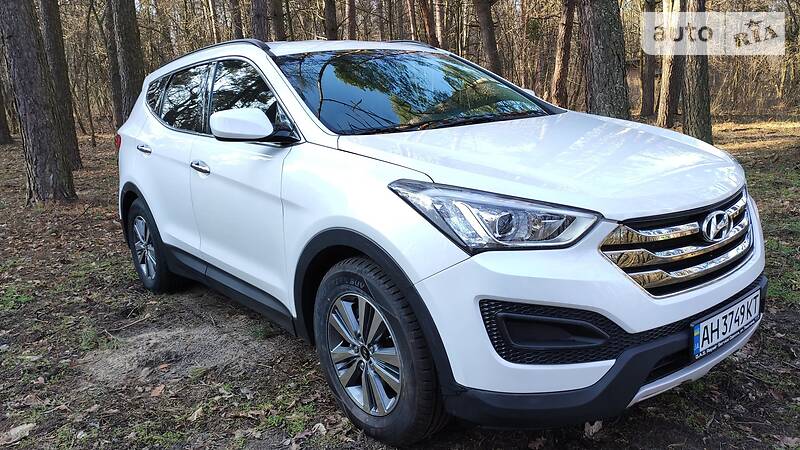 Позашляховик / Кросовер Hyundai Santa FE 2014 в Києві
