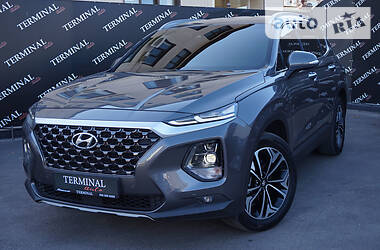 Внедорожник / Кроссовер Hyundai Santa FE 2019 в Одессе