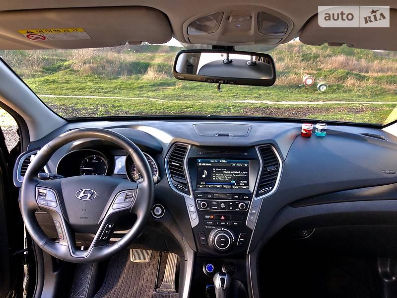 Позашляховик / Кросовер Hyundai Santa FE 2015 в Херсоні