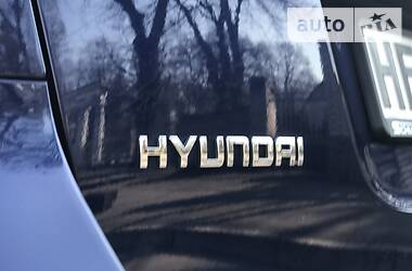 Позашляховик / Кросовер Hyundai Santa FE 2008 в 