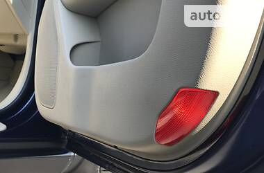 Позашляховик / Кросовер Hyundai Santa FE 2008 в 
