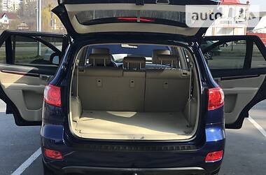 Позашляховик / Кросовер Hyundai Santa FE 2008 в 