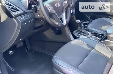 Позашляховик / Кросовер Hyundai Santa FE 2014 в 
