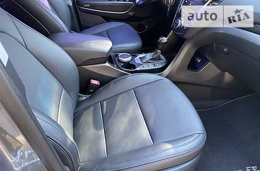 Позашляховик / Кросовер Hyundai Santa FE 2014 в 
