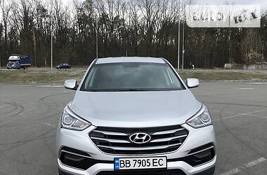 Позашляховик / Кросовер Hyundai Santa FE 2017 в 