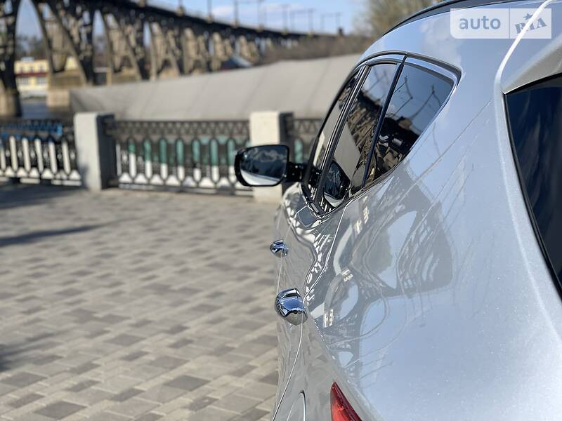 Внедорожник / Кроссовер Hyundai Santa FE 2013 в Днепре