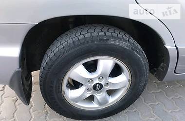 Позашляховик / Кросовер Hyundai Santa FE 2006 в 