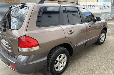 Внедорожник / Кроссовер Hyundai Santa FE 2005 в 